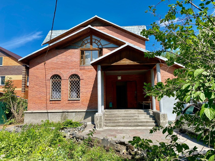 Сдам Коттедж, 340 м2, Участок 10 сот., Посуточно Новосибирск - изображение 1