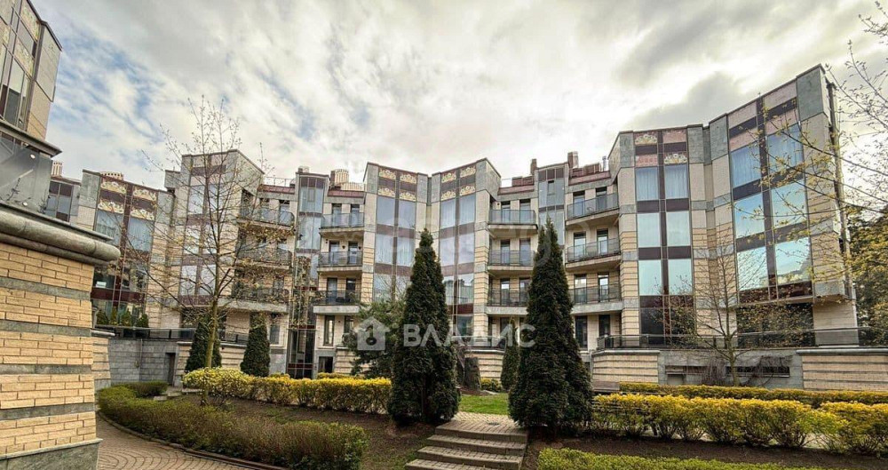 3-комн. квартира, 138 м2, 2/4 эт. Санкт-Петербург - изображение 6