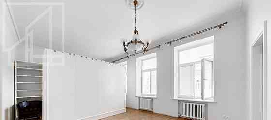 6-комн. квартира, 330 м2, 5/6 эт. Москва