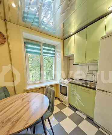 2-комн. квартира, 46 м2, 3/5 эт. Москва