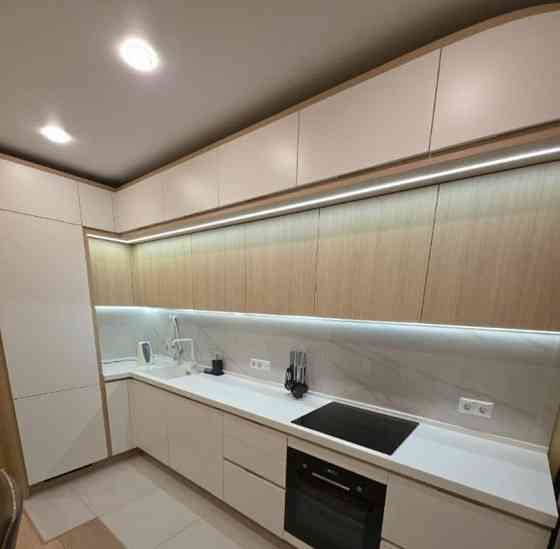 2-комн. квартира, 60.7 м2, 10/25 эт. Москва
