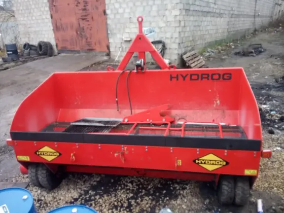 Продам щебнераспределитель (прицепной) HYDROG RPU 3000 Орел
