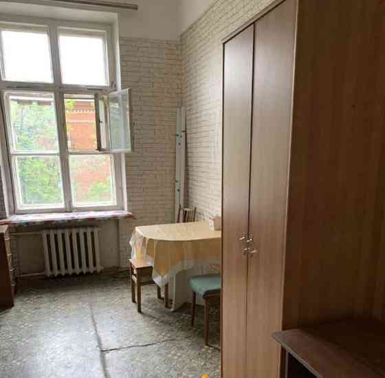 Комната, 33.7 м2, 4/5 эт. Москва