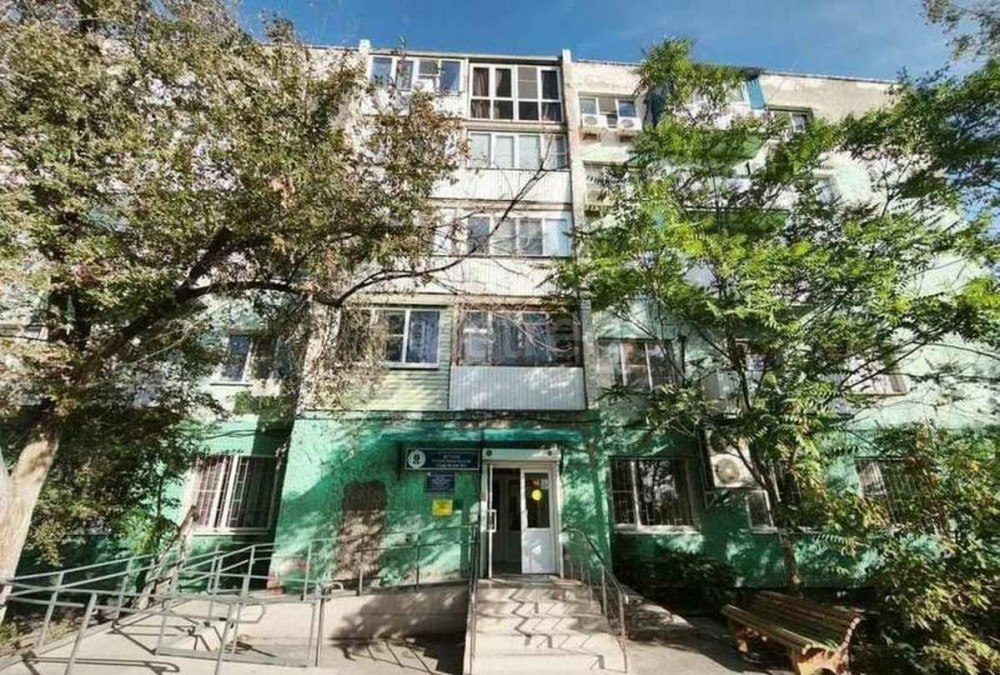 3-комн. квартира, 63 м2, 4/5 эт. Астрахань - изображение 2