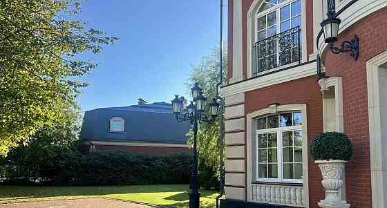 Дом, 560 м2, 28 соток, 3 эт. Санкт-Петербург