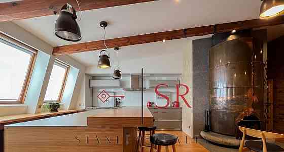 3-комн. квартира, 140 м2, 5/6 эт. Санкт-Петербург