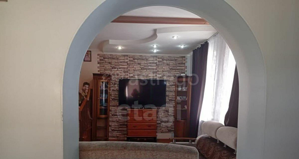 Дом, 274.6 м2, 6 соток, 3 эт. Астрахань - изображение 1