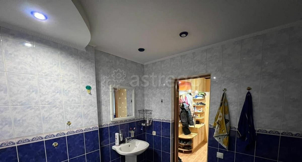 2-комн. квартира, 54 м2, 4/5 эт. Красноярск - изображение 7