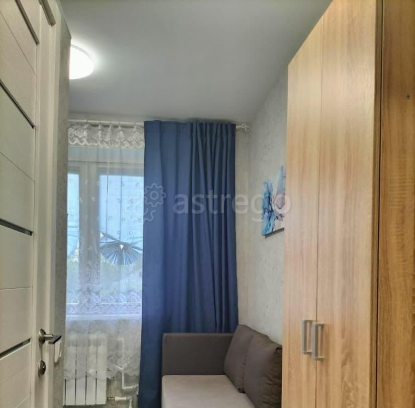 Комната, 10 м2, 1/19 эт. Москва - изображение 1