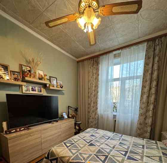 Комната, 15 м2, 1/5 эт. Москва