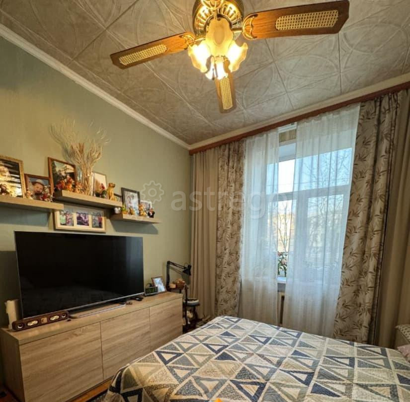 Комната, 15 м2, 1/5 эт. Москва - изображение 1