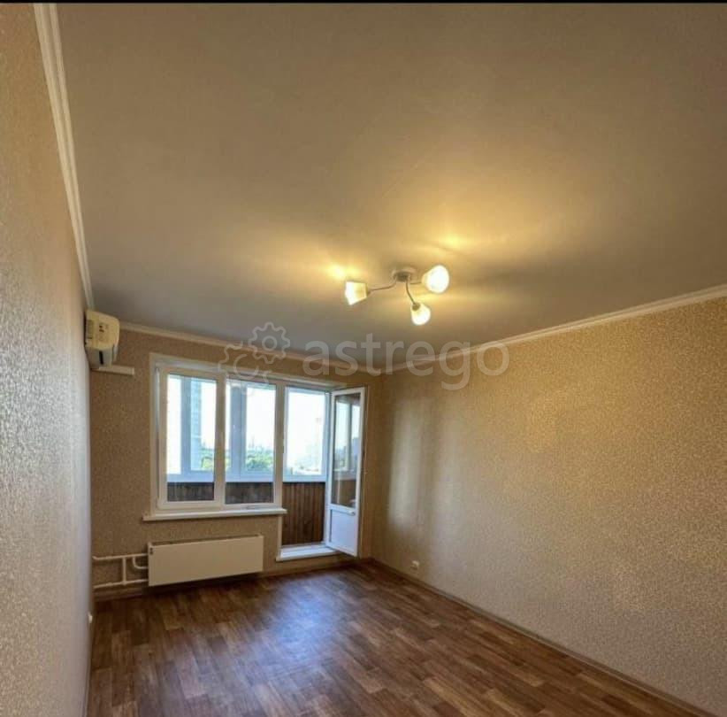 Комната, 63 м2, 12/12 эт. Москва - изображение 1