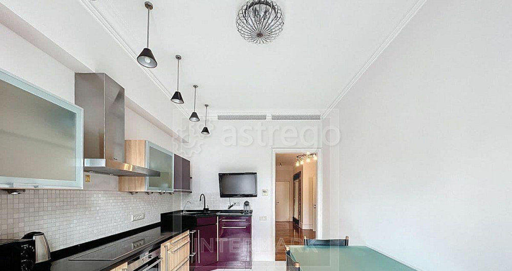 3-комн. квартира, 147 м2, 3/6 эт. Москва - изображение 2