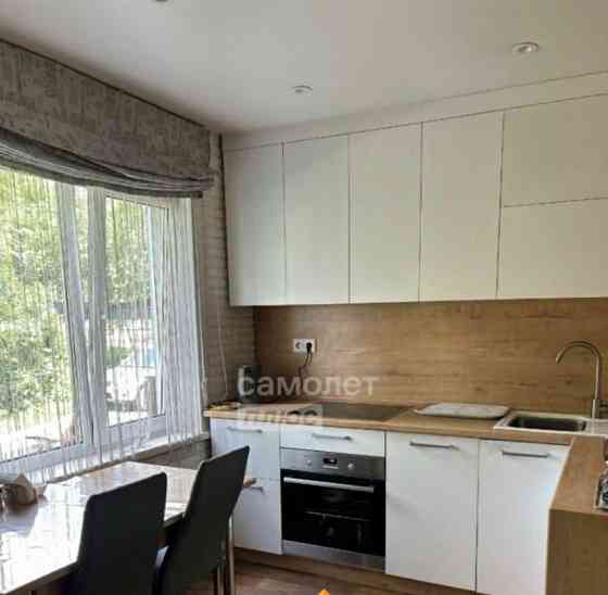 3-комн. квартира, 59.2 м2, 1/5 эт. Бийск