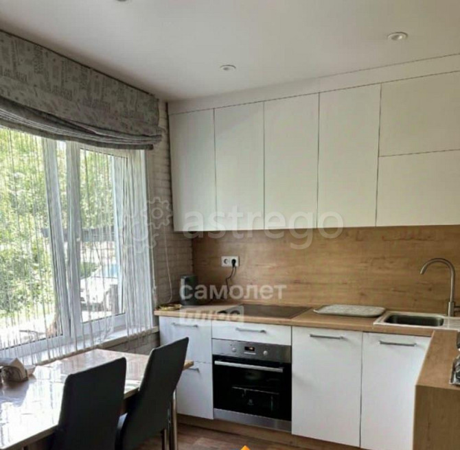 3-комн. квартира, 59.2 м2, 1/5 эт. Бийск - изображение 2
