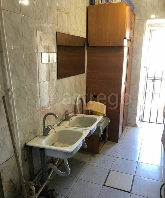 Комната, 6.6 м2, 2/5 эт. Астрахань - изображение 2