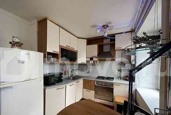 2-комн. квартира, 42 м2, 2/9 эт. Москва