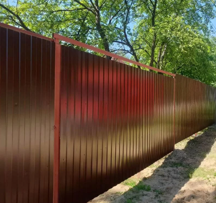 Заборы из профнастила и евроштакетника Москва - изображение 1