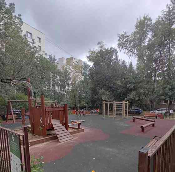 Комната, 24.5 м2, 2/5 эт. Москва
