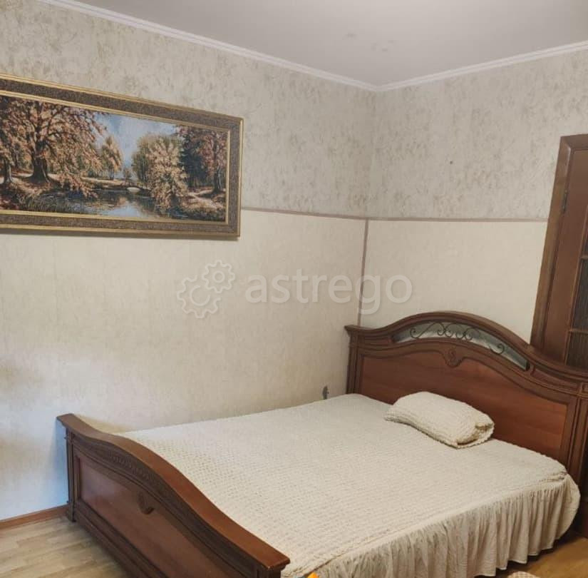 Комната, 18 м2, 2/9 эт. Москва - изображение 1