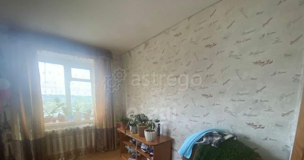 4-комн. квартира, 70.5 м2, 5/5 эт. Белогорск - изображение 1