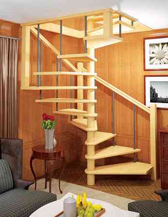 Деревянная лестница винтовая ЛЕС-10 универсальная Новосибирск