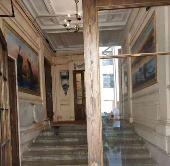 Комната, 53 м2, 3/6 эт. Санкт-Петербург