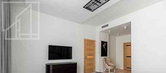 3-комн. квартира, 130 м2, 4/8 эт. Москва