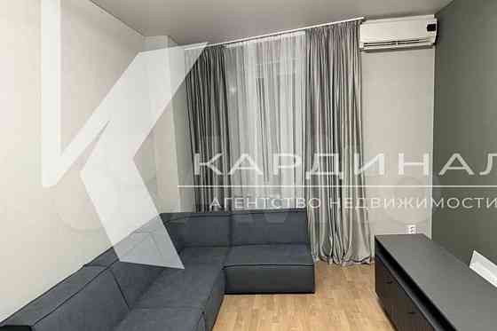 2-комн. квартира, 80 м2, 8/10 эт. Старый Оскол