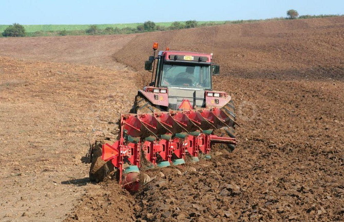Плуг оборотный полунавесной с болтовой защитой ArcoAgro 160 5+ Санкт-Петербург - изображение 1