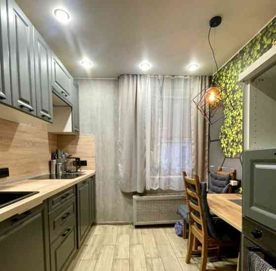 3-комн. квартира, 55.3 м2, 1/16 эт. Дзержинский