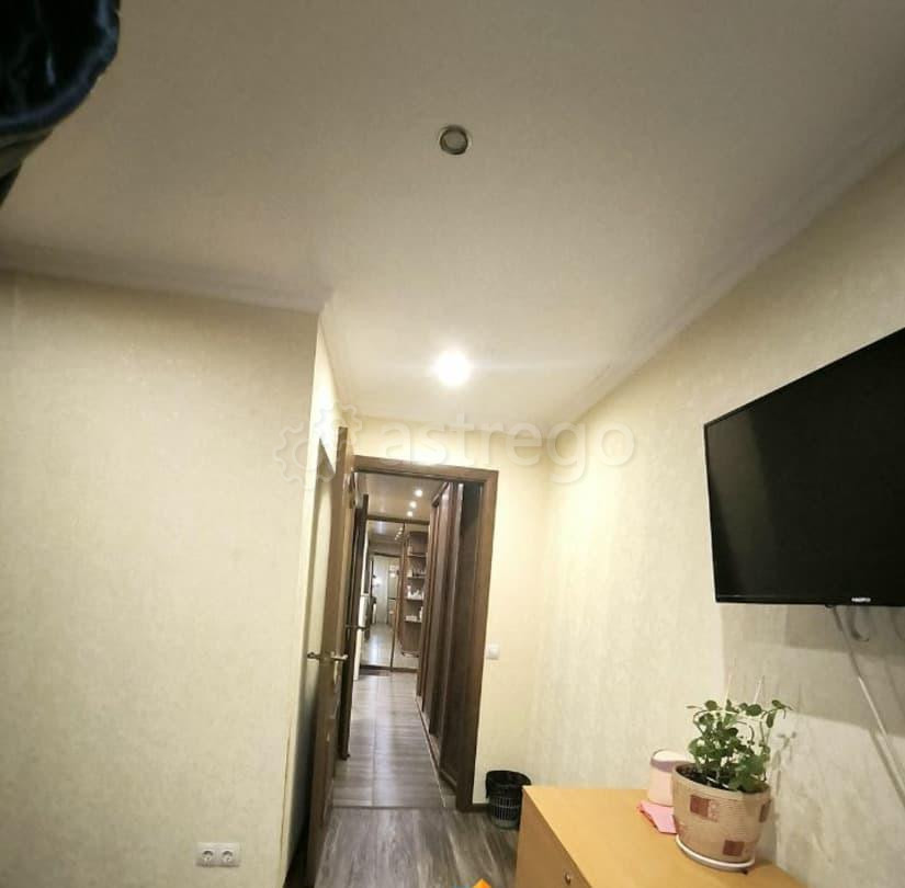 Комната, 14 м2, 1/9 эт. Москва - изображение 2