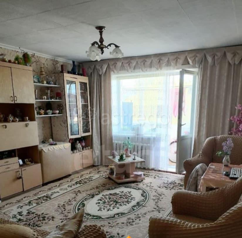 3-комн. квартира, 64.5 м2, 3/5 эт. Белогорск - изображение 1