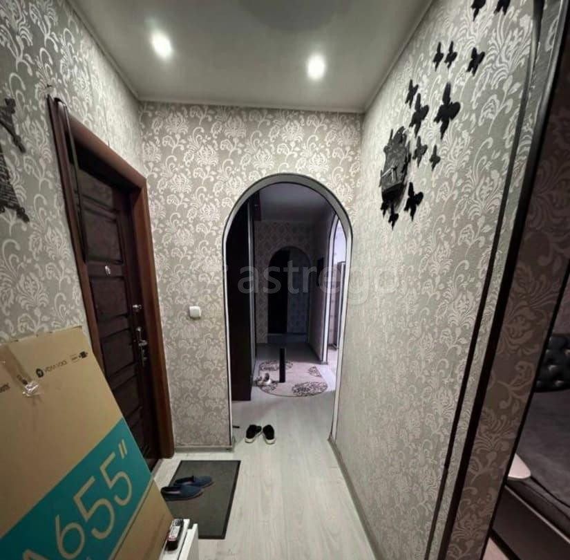 2-комн. квартира, 52 м2, 1/10 эт. Красноярск - изображение 2