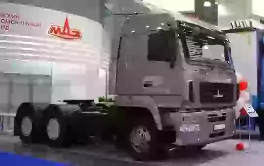Седельный тягач МАЗ-643028 Простор, 6х4, 423 л.с., МКПП Москва
