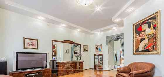 3-комн. квартира, 110 м2, 4/6 эт. Санкт-Петербург