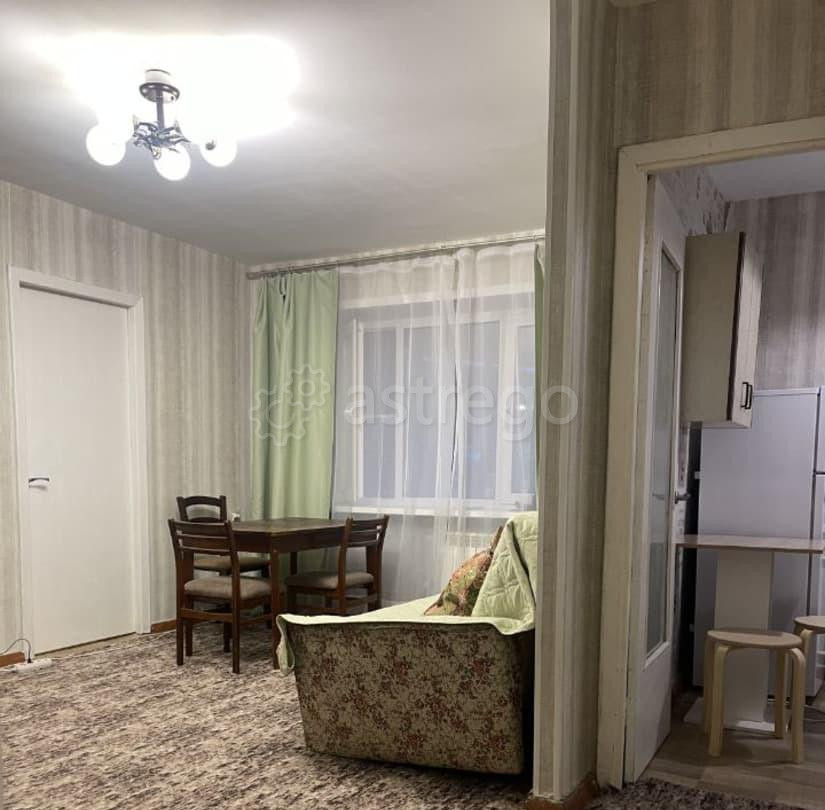 3-комн. квартира, 55 м2, 1/5 эт. Дзержинский - изображение 1