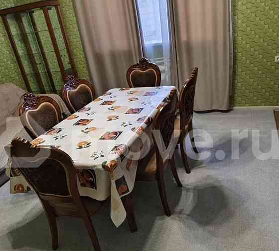 2-комн. квартира, 50 м2, 1/3 эт. Москва