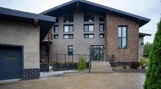 Коттедж, 450 м2 Мытищи