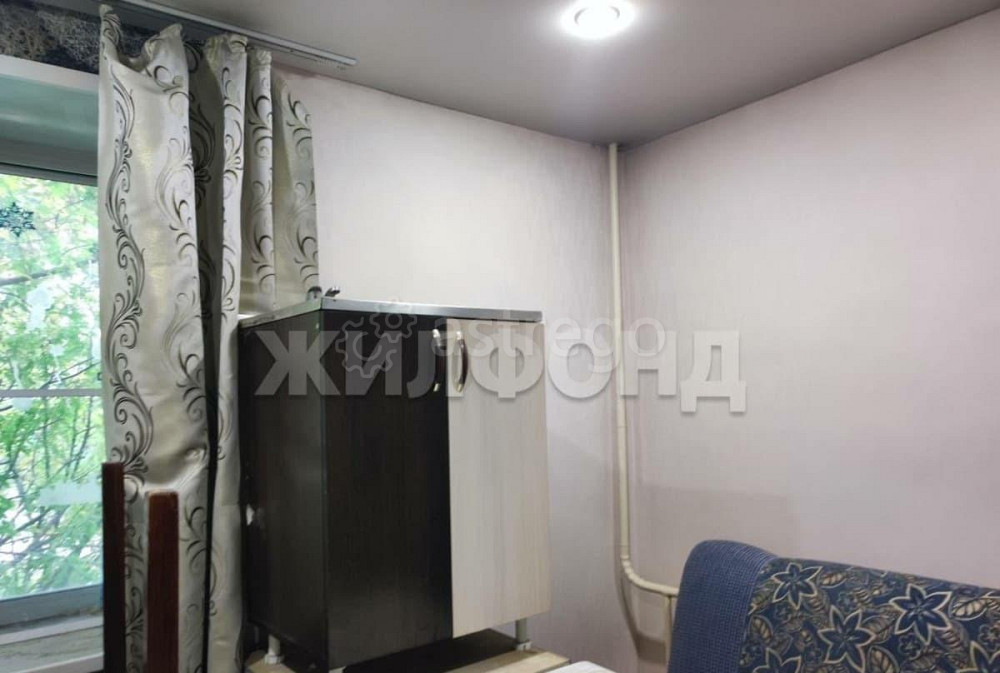 Комната, 17 м2, 1/6 эт. Красноярск - изображение 3