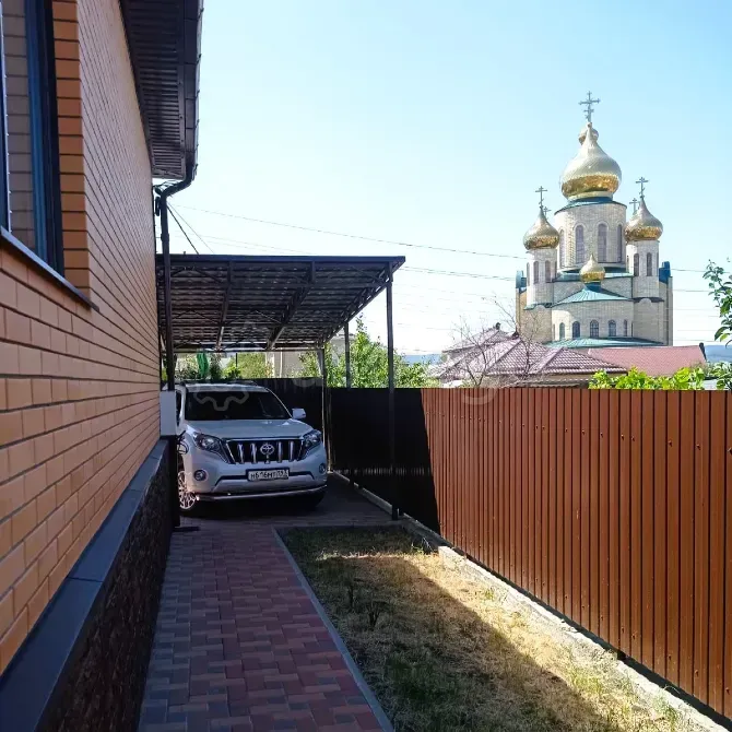 Продам дом 202.9 м2, 2 этажа, ИЖС 4 сотки Горячий Ключ - изображение 1