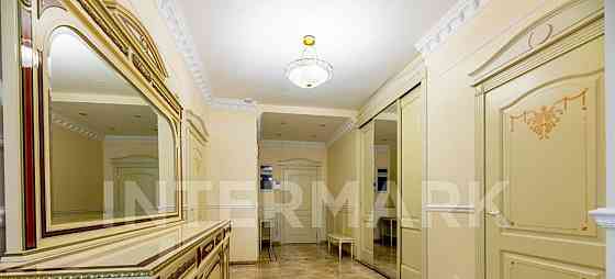5-комн. квартира, 183 м2, 5/57 эт. Москва