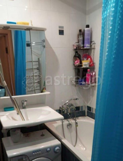 Комната, 65 м2, 4/5 эт. Пушкино - изображение 2