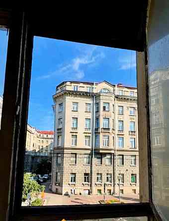 6-комн. квартира, 168 м2, 2/4 эт. Санкт-Петербург