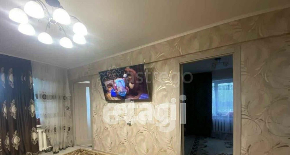 4-комн. квартира, 58.8 м2, 5/5 эт. Красноярск - изображение 1