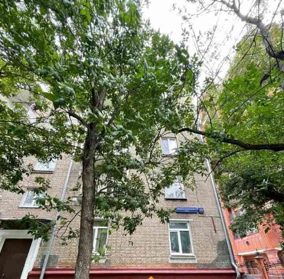 Комната, 19 м2, 1/5 эт. Москва