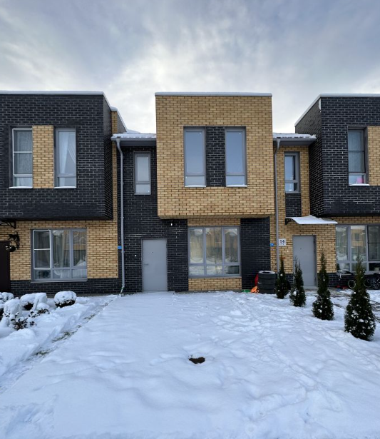 Продам таунхаус, 88.6 м2, {961} участок 2 сот. Санкт-Петербург - изображение 1