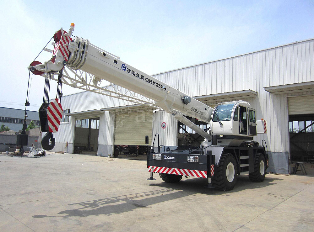 Кран самоходный XJCM RT25A г/п 25т. Благовещенск - изображение 1