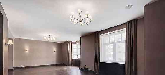 3-комн. квартира, 249.3 м2, 5/7 эт. Москва