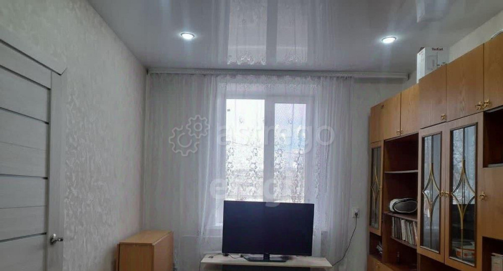 3-комн. квартира, 61.1 м2, 2/2 эт. Белогорск - изображение 2